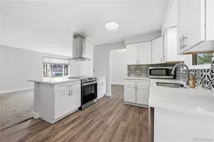 3368 S Elkhart St, Aurora, CO 80014 - Photo 12