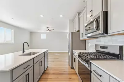17868 E 93rd Place, Commerce City, CO 80022 - Photo 4