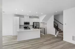 2060 S Holly St, Denver, CO 80222 - Photo 4