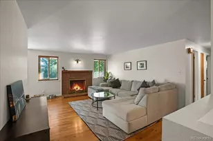 3062 S Hobart Way, Denver, CO 80227 - Photo 8