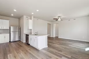 48185 Shetland Dr, Bennett, CO 80102 - Photo 8