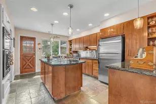 7815 Red Rock Cir, Larkspur, CO 80118 - Photo 16