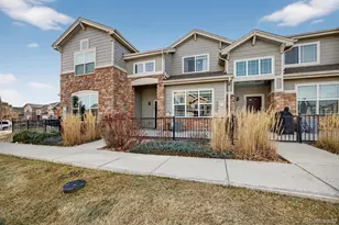 1853 S Buchanan Cir, Aurora, CO 80018 - Photo 22
