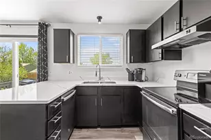 16562 E Louisiana Dr, Aurora, CO 80017 - Photo 8