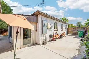 2323 Oneida St, Denver, CO 80207 - Photo 42