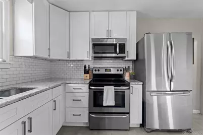 1920 Elmira Street, Aurora, CO 80010 - Photo 10