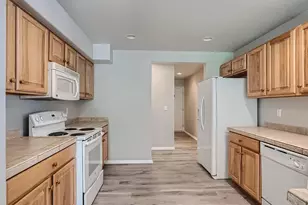 12837 Mayfair Way, Englewood, CO 80112 - Photo 16