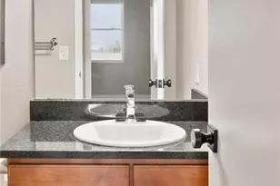 601 W 11th Ave, Denver, CO 80204 - Photo 20