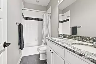 10730 E 26th Ave, Aurora, CO 80010 - Photo 18