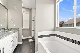10730 E 26th Ave, Aurora, CO 80010 - Photo 14