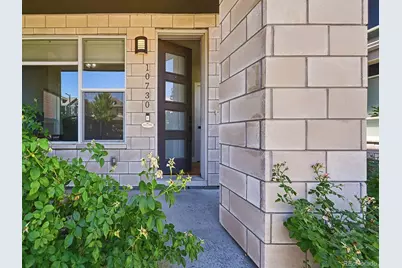 10730 E 26th Avenue, Aurora, CO 80010 - Photo 2