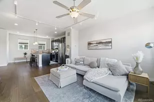 704 E Hinsdale Ave, Littleton, CO 80122 - Photo 8