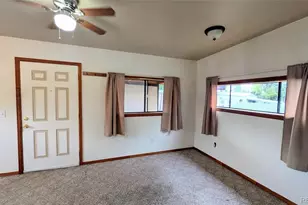 215 Cheyenne St, Golden, CO 80403 - Photo 4