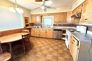 6105 W 49th Pl, Wheat Ridge, CO 80033 - Photo 32