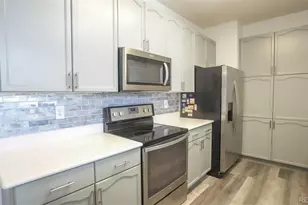 14261 E 1st Dr, Aurora, CO 80011 - Photo 22