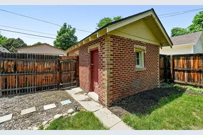 2549 Holly Street, Denver, CO 80207 - Photo 42