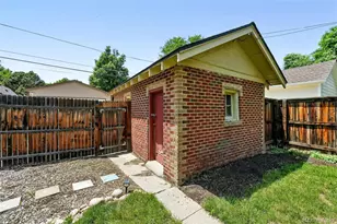 2549 Holly St, Denver, CO 80207 - Photo 42
