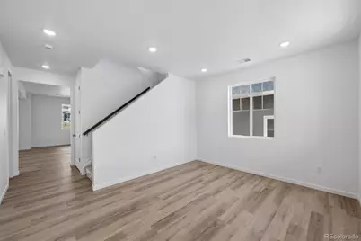 4152 N Hayleyville Street, Aurora, CO 80019 - Photo 4