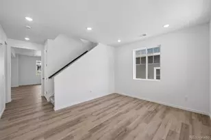 4152 N Hayleyville St, Aurora, CO 80019 - Photo 4