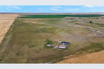 69501 E 72nd Avenue, Byers, CO 80103 - Photo 10