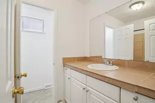 15178 E Jefferson Pl, Aurora, CO 80014 - Photo 22