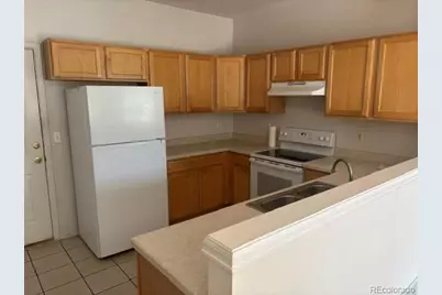 847 S Evanston Circle, Aurora, CO 80012 - Photo 6