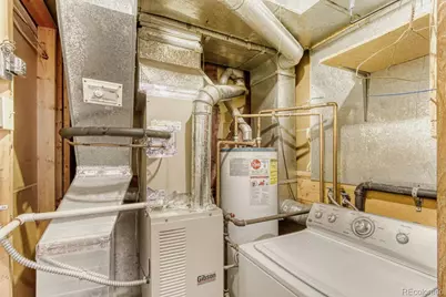 19335 E Batavia Place E, Aurora, CO 80011 - Photo 24