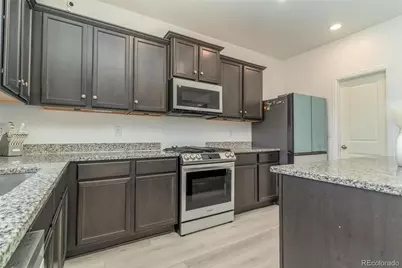 207 Zachary Street, Keenesburg, CO 80643 - Photo 10