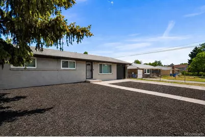 12445 E 6th Place, Aurora, CO 80011 - Photo 2