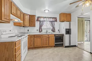 5112 Ursula Way, Denver, CO 80239 - Photo 8