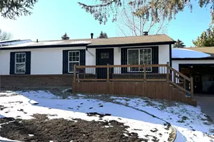 995 Oakwood Dr, Castle Rock, CO 80104 - Photo 2