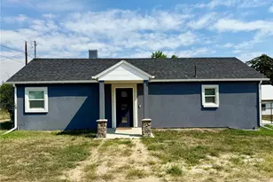 527 Navajo Ave, Simla, CO 80835 - Photo 1