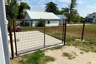 527 Navajo Ave, Simla, CO 80835 - Photo 4