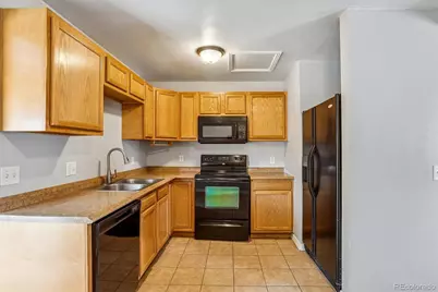 7910 Olive Street, Commerce City, CO 80022 - Photo 14