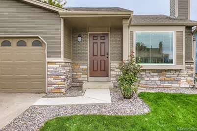 4465 Durham Court, Denver, CO 80239 - Photo 4
