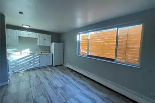 1590 Clinton, Aurora, CO 80010 - Photo 4