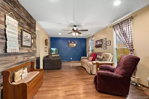 17881 E Wyoming Pl, Aurora, CO 80017 - Photo 6