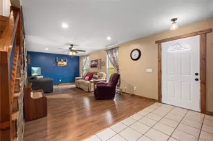 17881 E Wyoming Pl, Aurora, CO 80017 - Photo 4