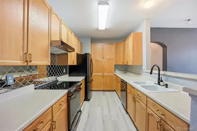 14211 E 1st Drive #205, Aurora, CO 80011 - Photo 12