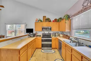 15555 E 40th Ave, Denver, CO 80239 - Photo 6