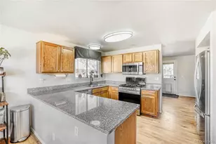 13980 Glencoe St, Thornton, CO 80602 - Photo 10