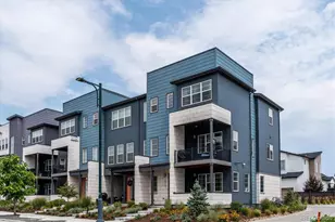 6220 N Dayton Ct, Denver, CO 80238 - Photo 1