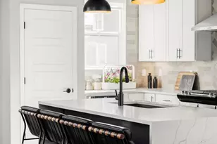 6250 Stable View St, Castle Pines, CO 80108 - Photo 8