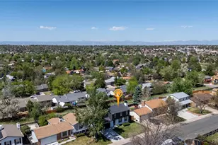 16562 E Louisiana Dr, Aurora, CO 80017 - Photo 30