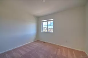 6253 N Liverpool St, Aurora, CO 80019 - Photo 12