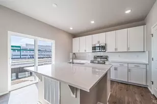 21792 E 46th Pl, Aurora, CO 80019 - Photo 6
