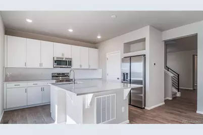 21792 E 46th Place, Aurora, CO 80019 - Photo 2