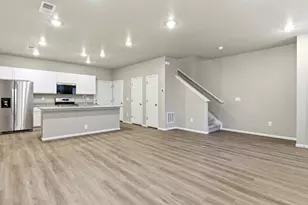 22163 E 7th Pl, Aurora, CO 80018 - Photo 10