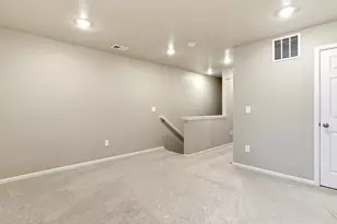 22163 E 7th Pl, Aurora, CO 80018 - Photo 16