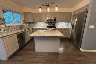 3245 Richmond Dr, Colorado Springs, CO 80922 - Photo 4